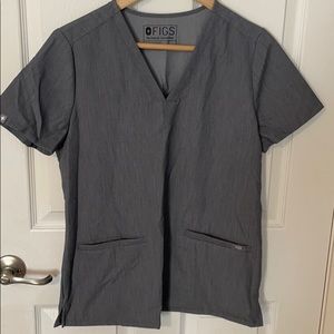 Figs casma grey small 2 pocket top.
